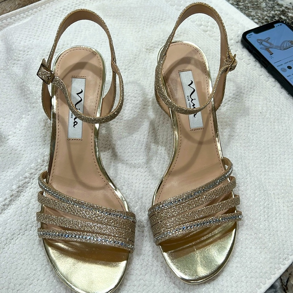 Nina dress shoes